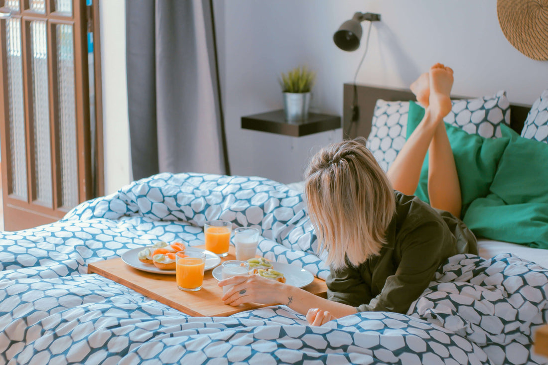 How to Become a Morning Person: TOP TIPS to Wake Up Early